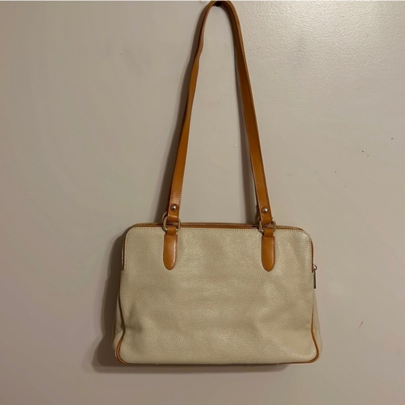 Valentina Leather Shoulder Bag - Picture 2 of 15